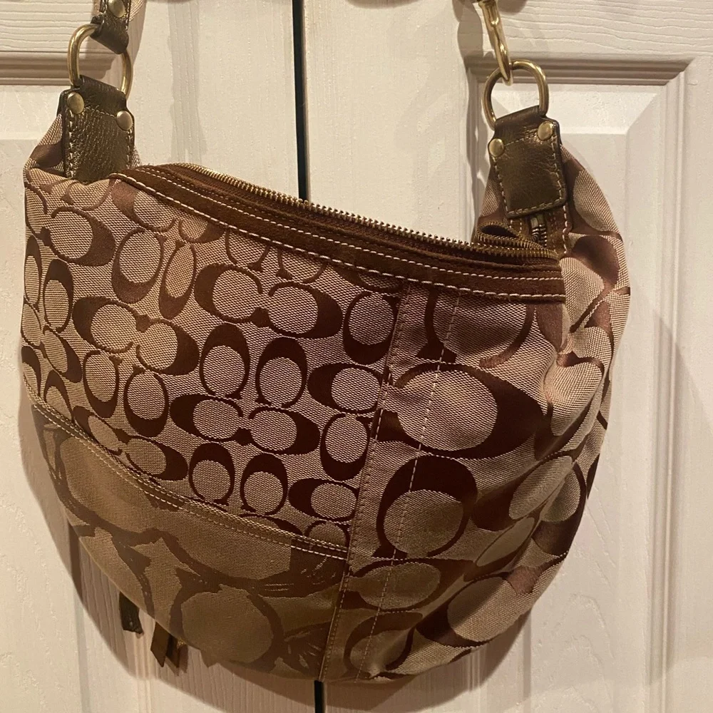 Authentic Coach purse patchwork on color brown - Picture 2 of 7